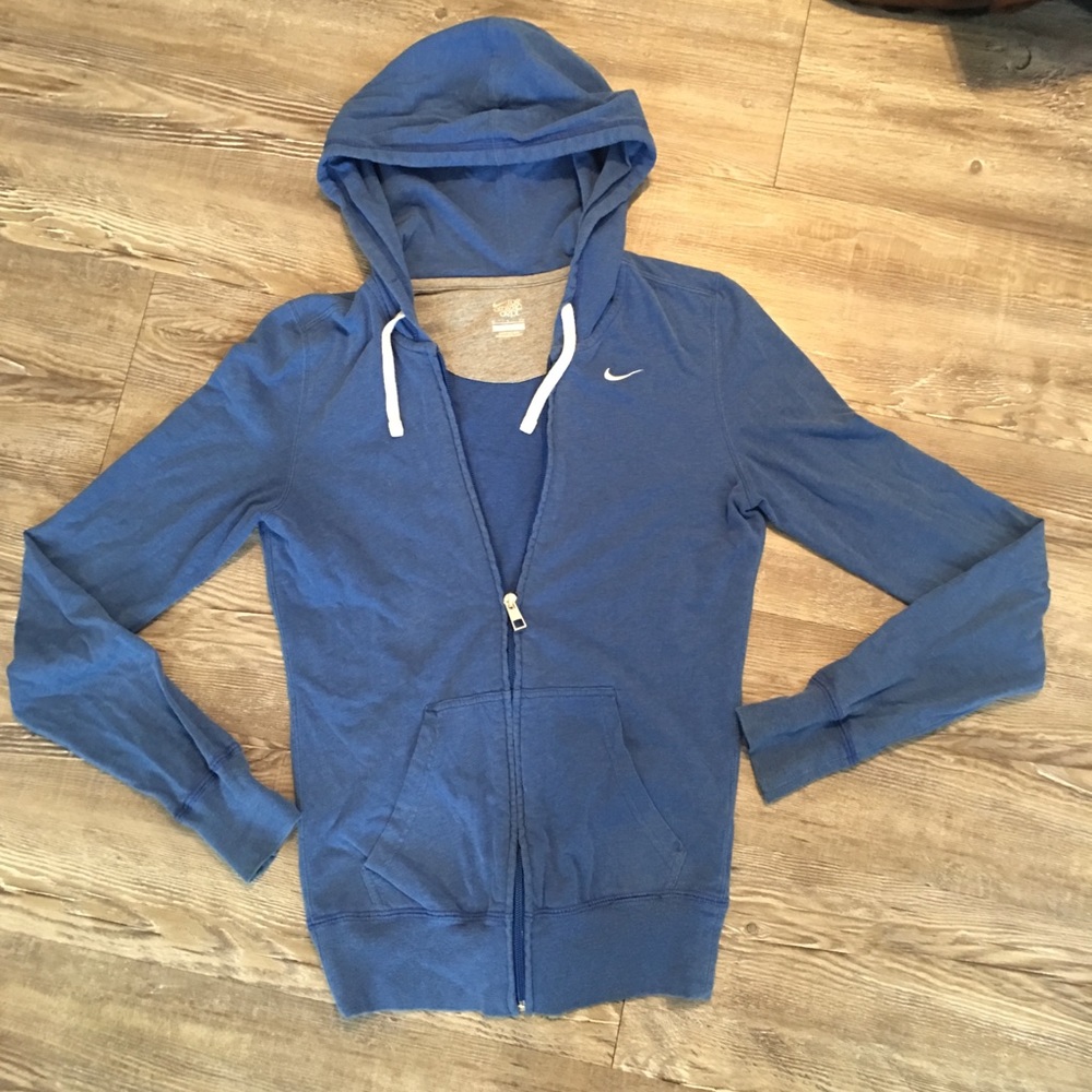 Women’s slim fit Nike Jacket